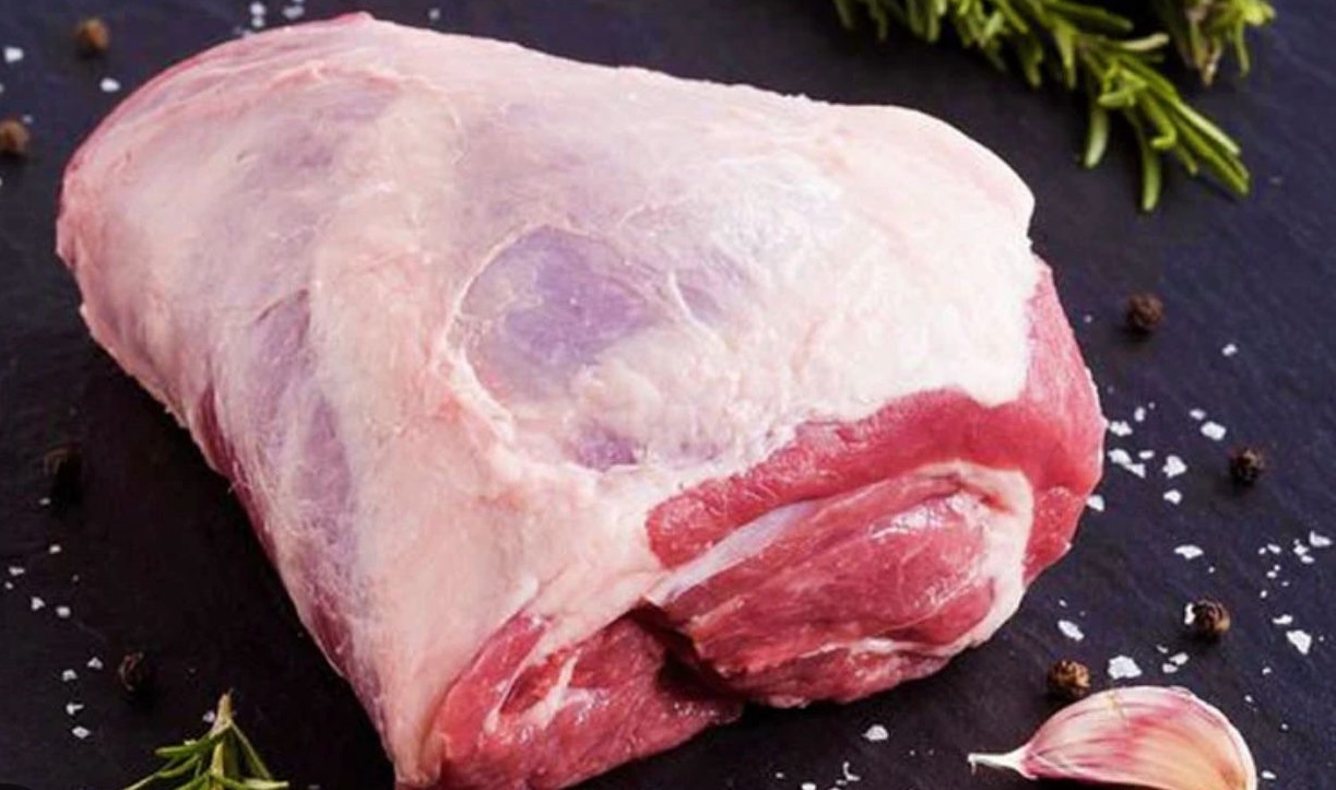 Chilled Lamb leg Boneless Australia1